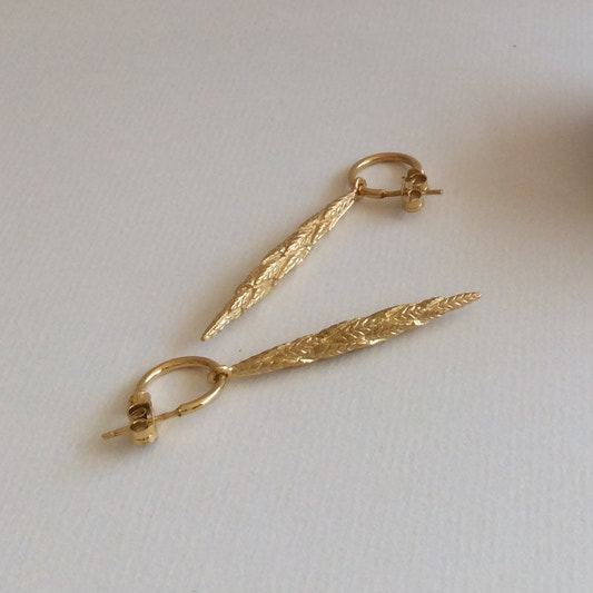 Bromelia Pendant Hoops
