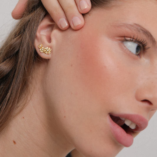 Earrings with Daisies